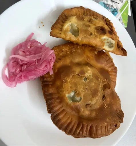 Mutiara Karipap — dish