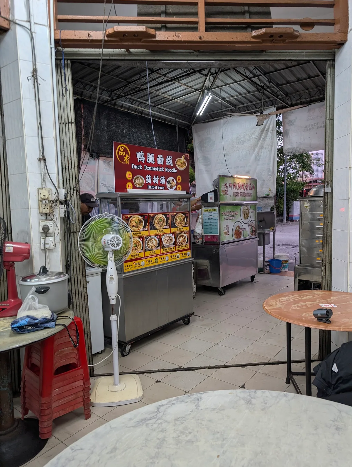 Nam Seng Coffee Shop — interior