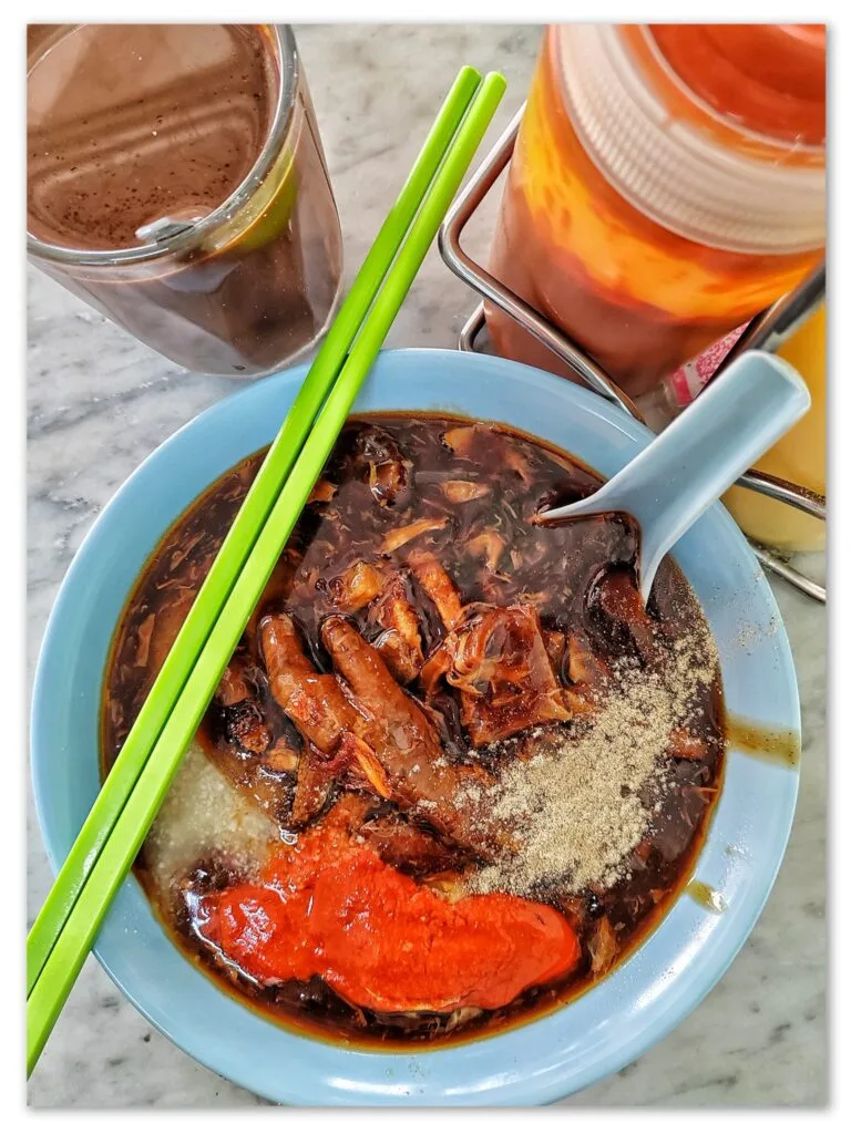 Loh mee with pork and pepper