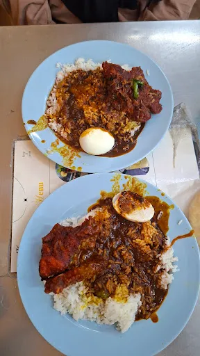 Nasi Kandar Ayam Bawang Rashid is Lovely — dish