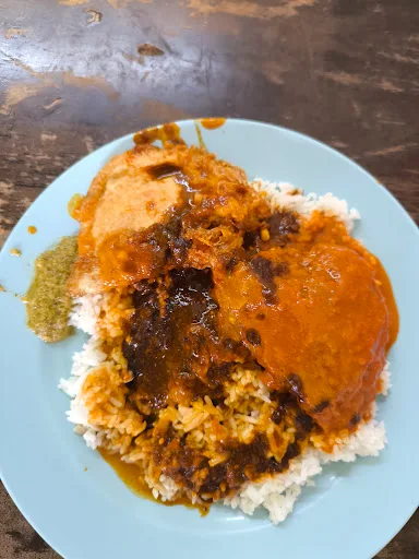 Nasi Kandar Bathusa — signature dish
