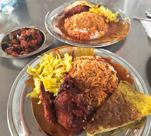 Nasi Kandar Beratoq Pokok Ketapang is Good — dish