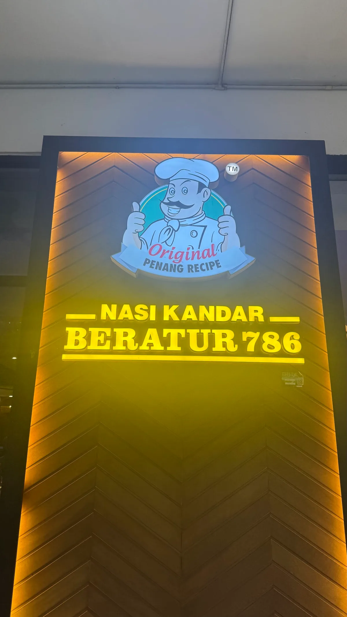 Nasi Kandar Beratur TM — signage