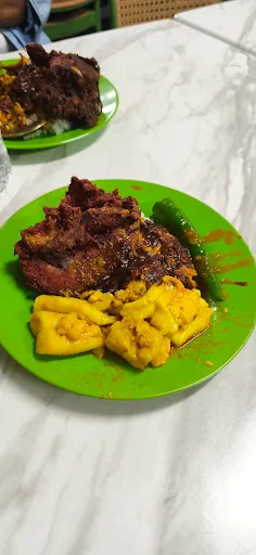 Nasi Kandar Deen Mutiara — signature dish