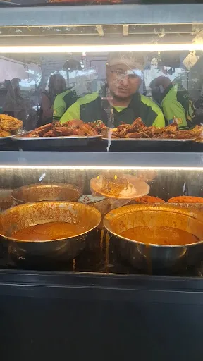 Nasi Kandar Sulaiman — interior