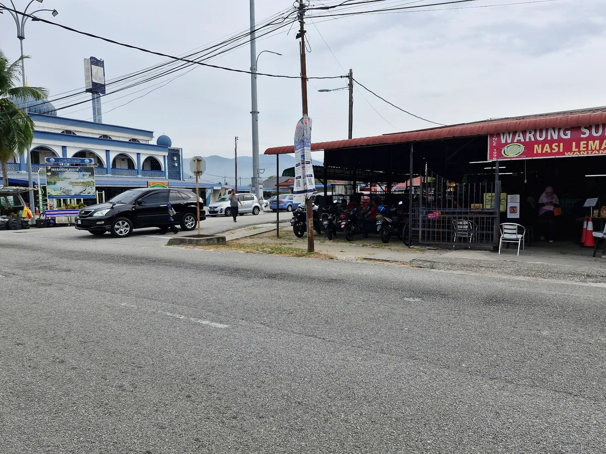 Nasi Lemak Kukus Warung Sungai Tapah — storefront