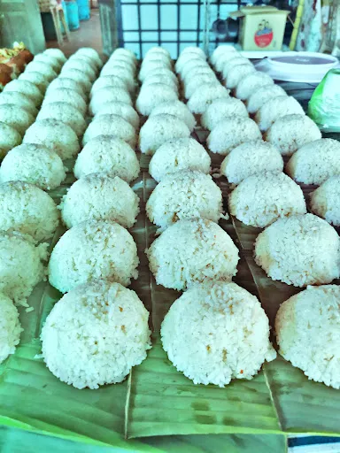Nasi Lemak Mak Ngah Zana — dish