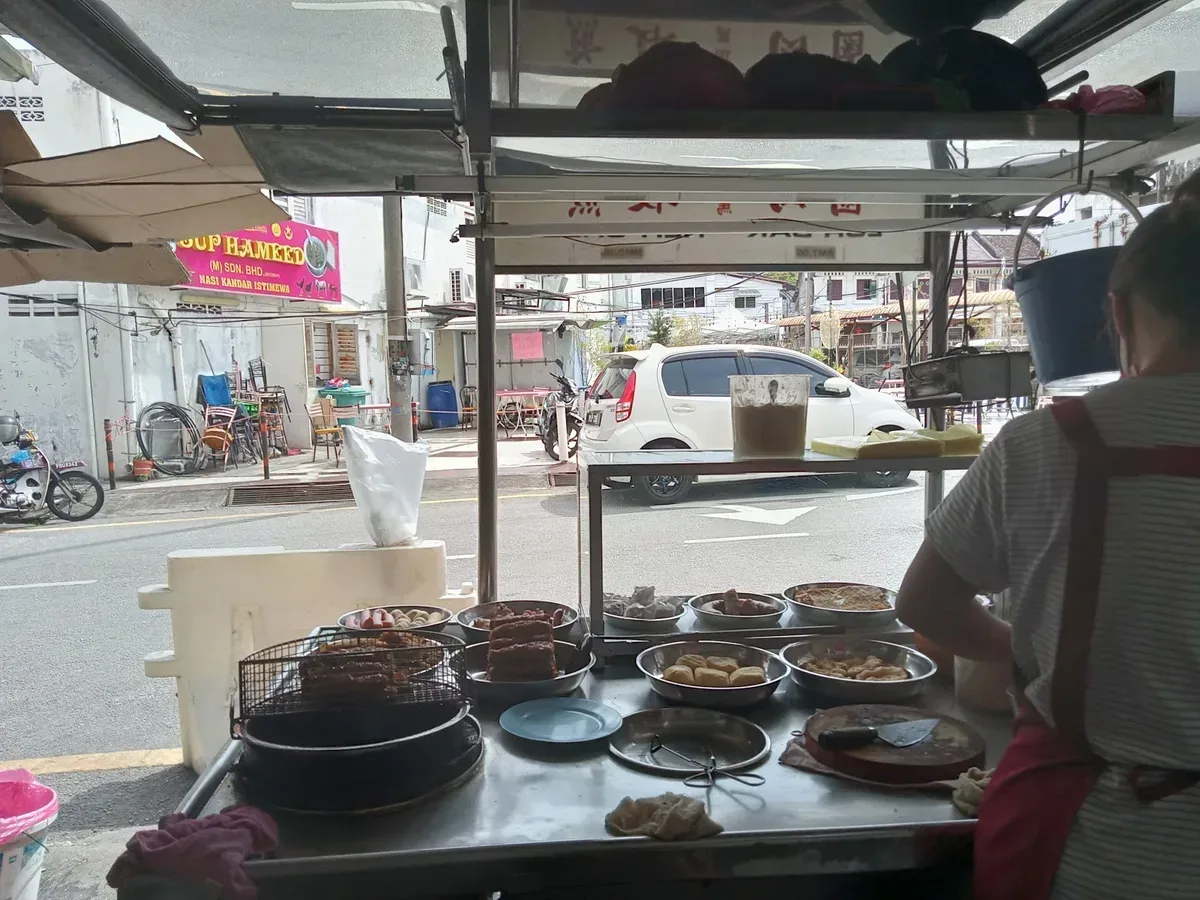 Neoh Khay Chye Lor Bak — signature dish