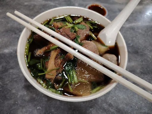 New World Park HK Chee Cheong Fun — dish