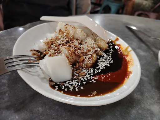New World Park HK Chee Cheong Fun — dish