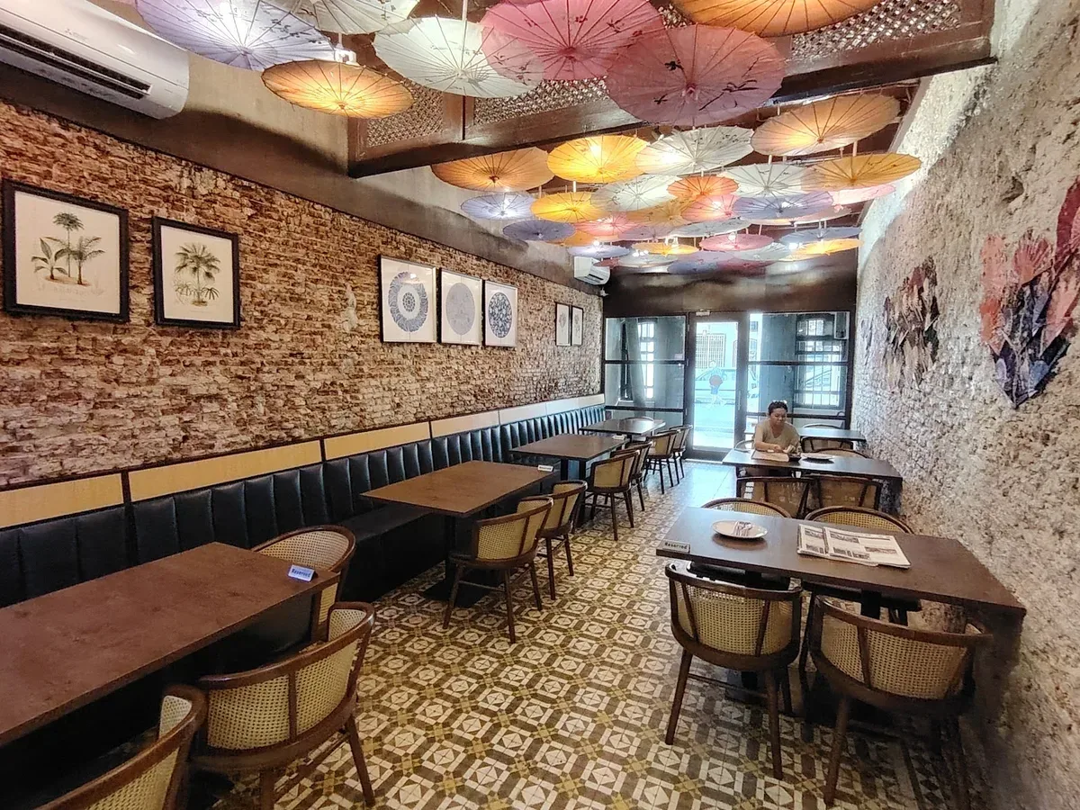 Niang Penang — interior
