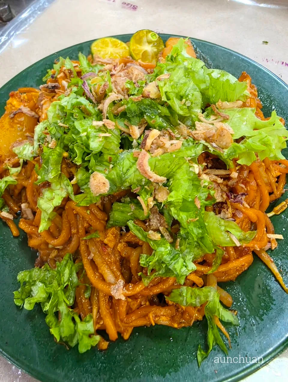 No.30 Mee Rebus Batu Lanchang — plate of mamak mee goreng