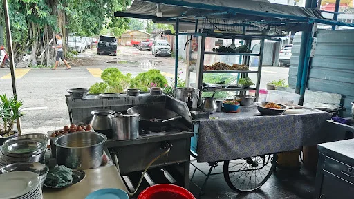 Noor Mee Kuah — interior