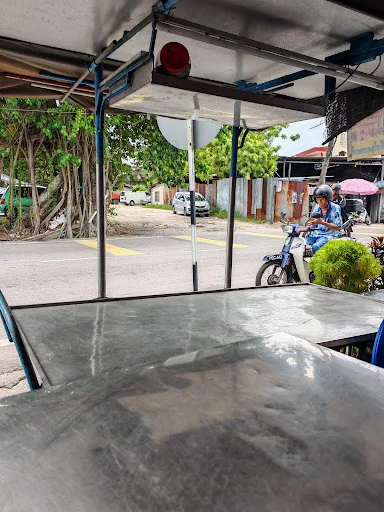 Noor Mee Kuah — storefront