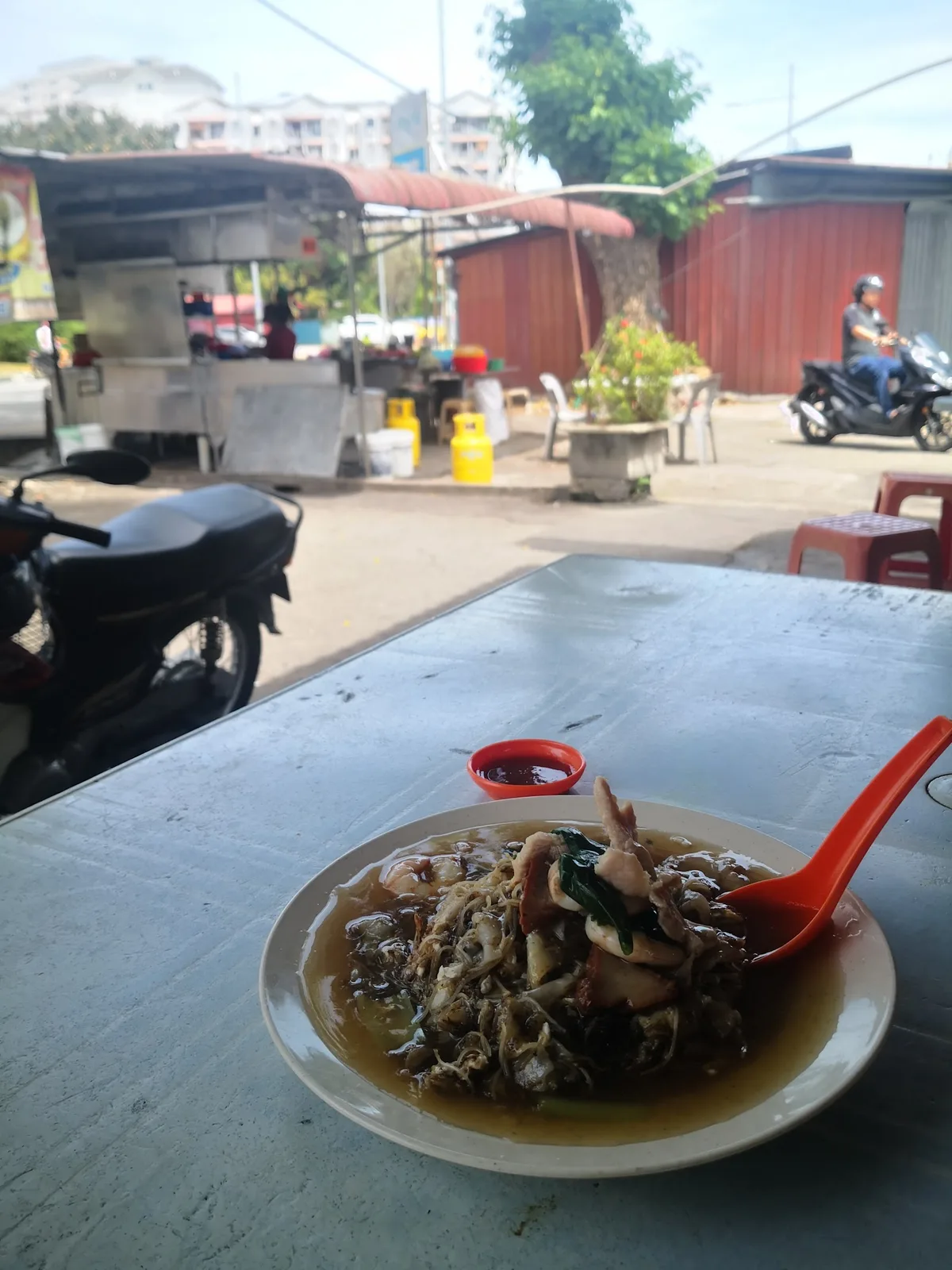 Oneh Roadside Stall Char Hor Fun — signature dish