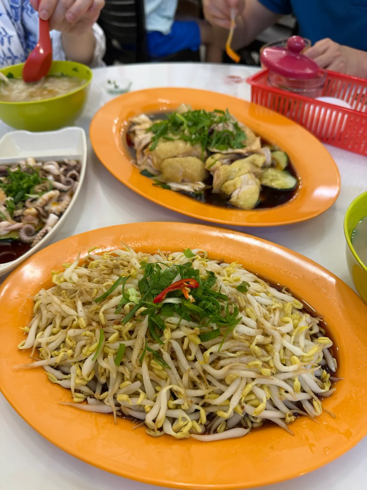Ong Kee Restaurant 安记芽菜鸡沙河粉 — signature dish