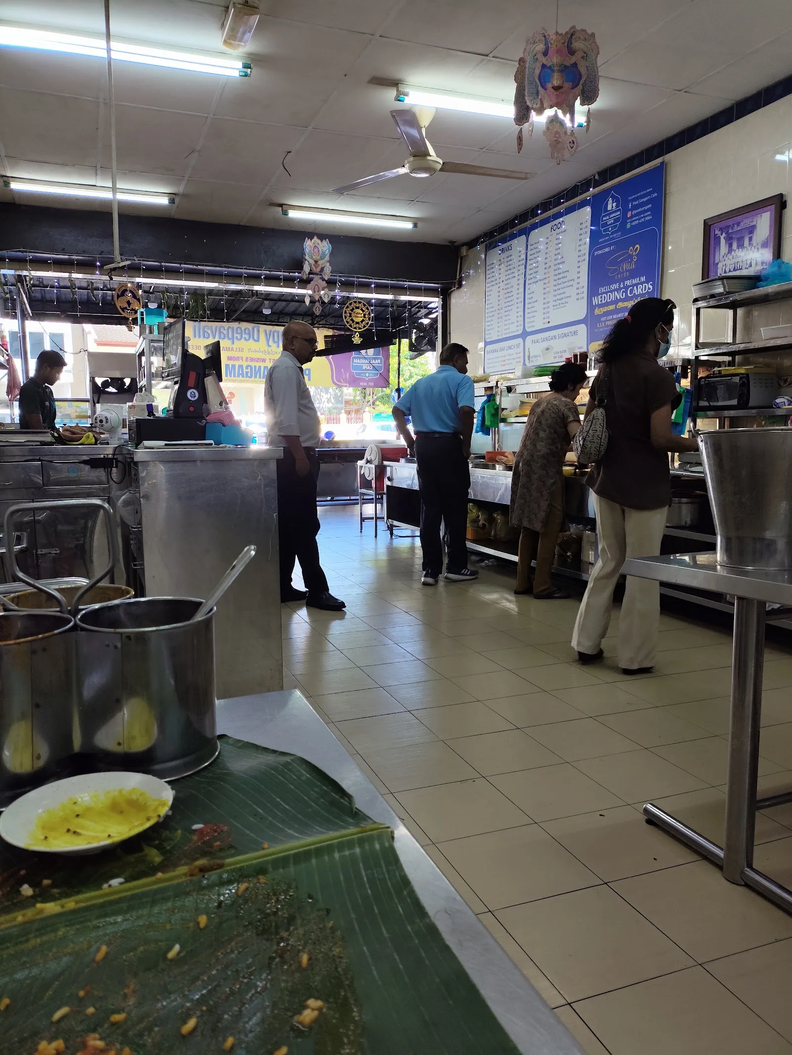 Paal Sangam Cafe — interior