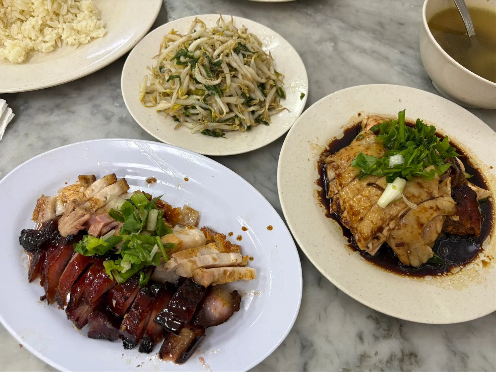 Pak Kong Chicken Rice Restaurant — dish