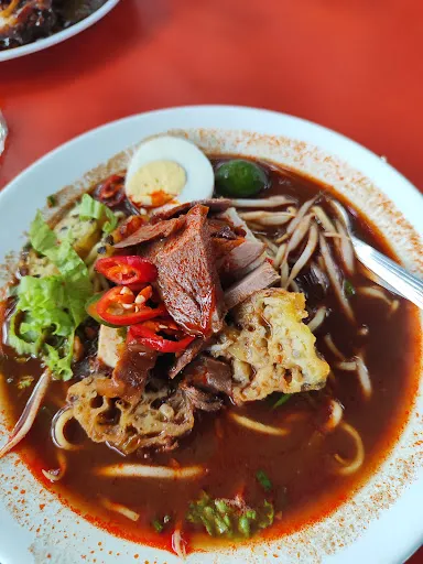 Pak Man Mee Kuah Ketam To' Kun — dish