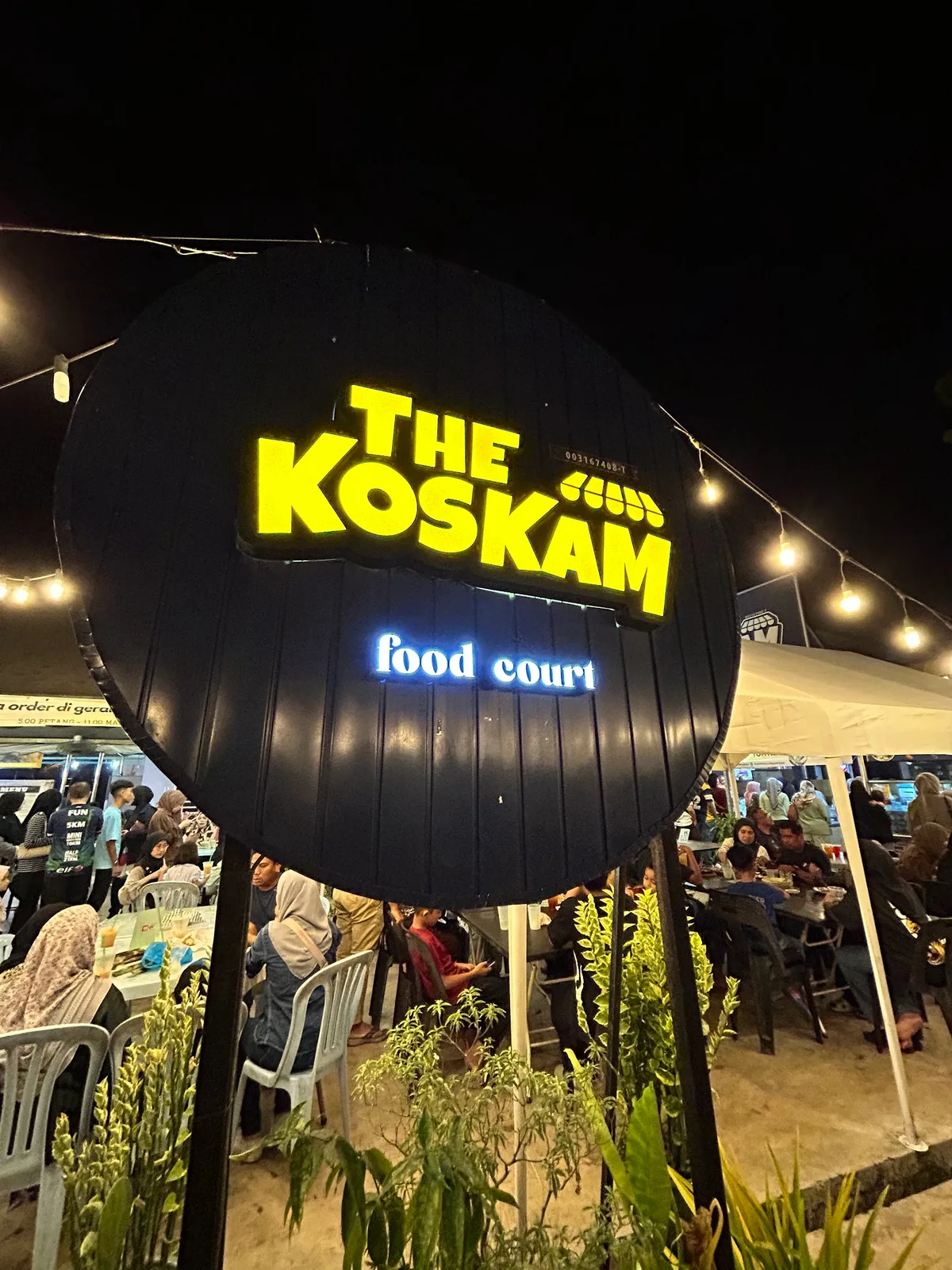 Pak Up Yong Tau Foo — signage