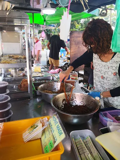 Pantai Jerjak Char Bee Hoon — interior