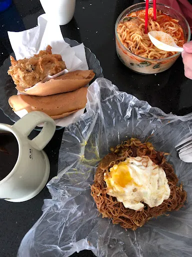 Pantai Jerjak Char Bee Hoon — dish