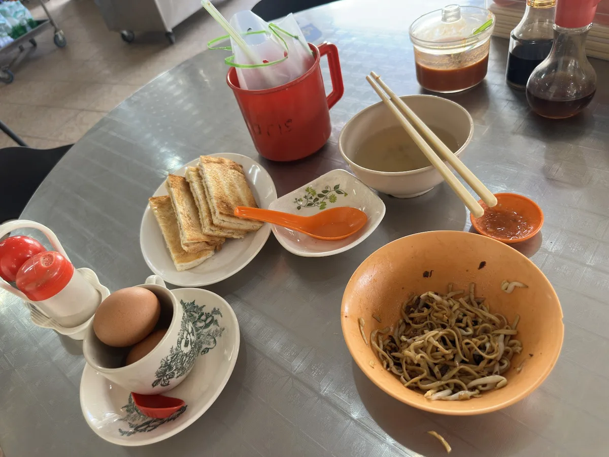 Paris Restaurant (Yin Yau Kui) — signature dish