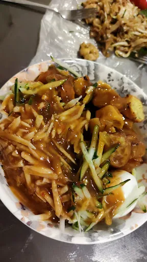 Pasar Malam Desa Permata, Paya Terubong — dish