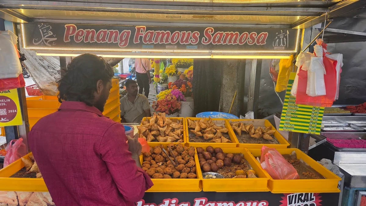Penang Famous Samosa stall on Queen Street