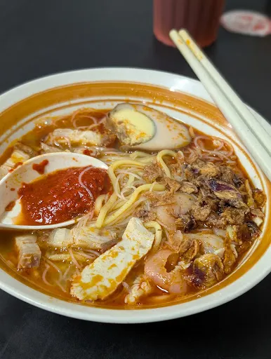 Penang Hokkien Prawn Mee 檳城福建虾面 — dish