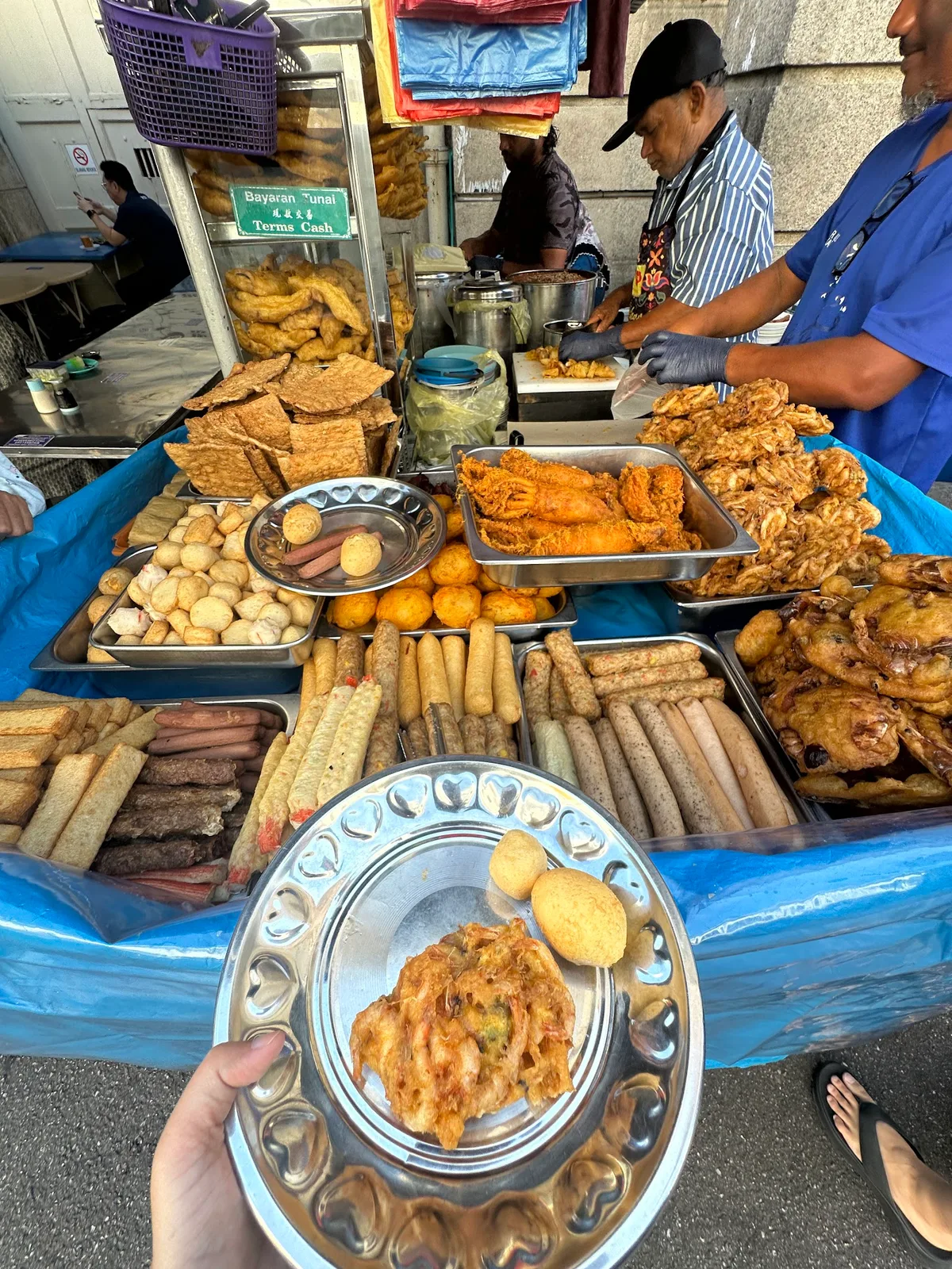 Pasembur spread at the stall