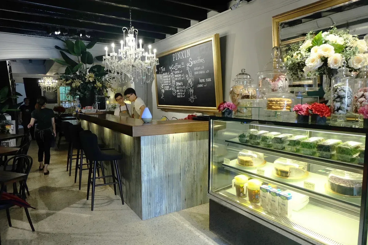 Pinxin Vegan Cuisine — interior