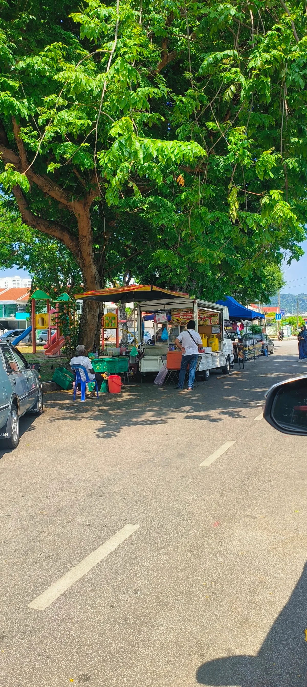 Pisang goreng PANTAI JERJAK Mutiara — storefront
