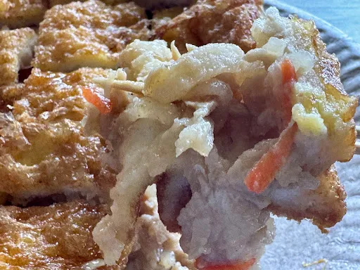Poh Pia with Crab Meat — dish