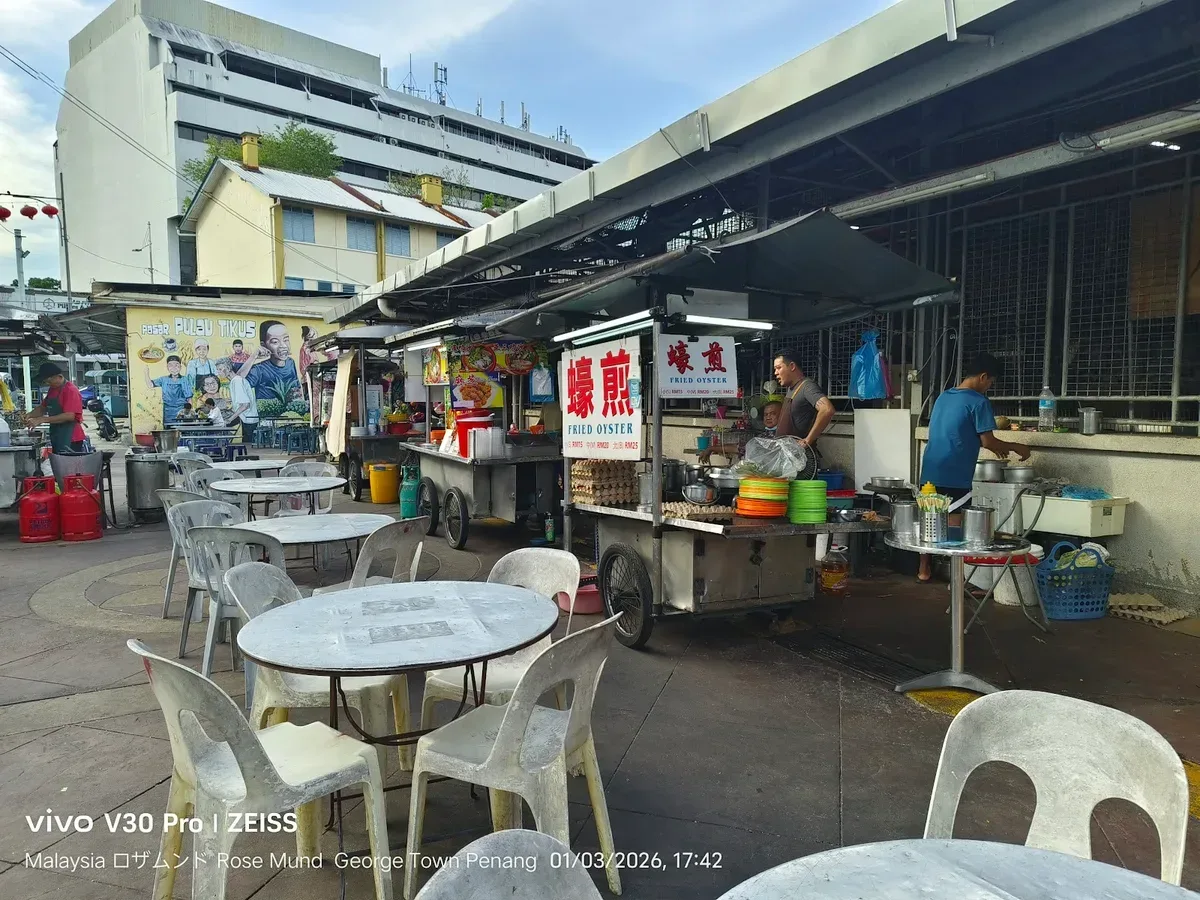 Pulau Tikus Wan Tan Mee — interior