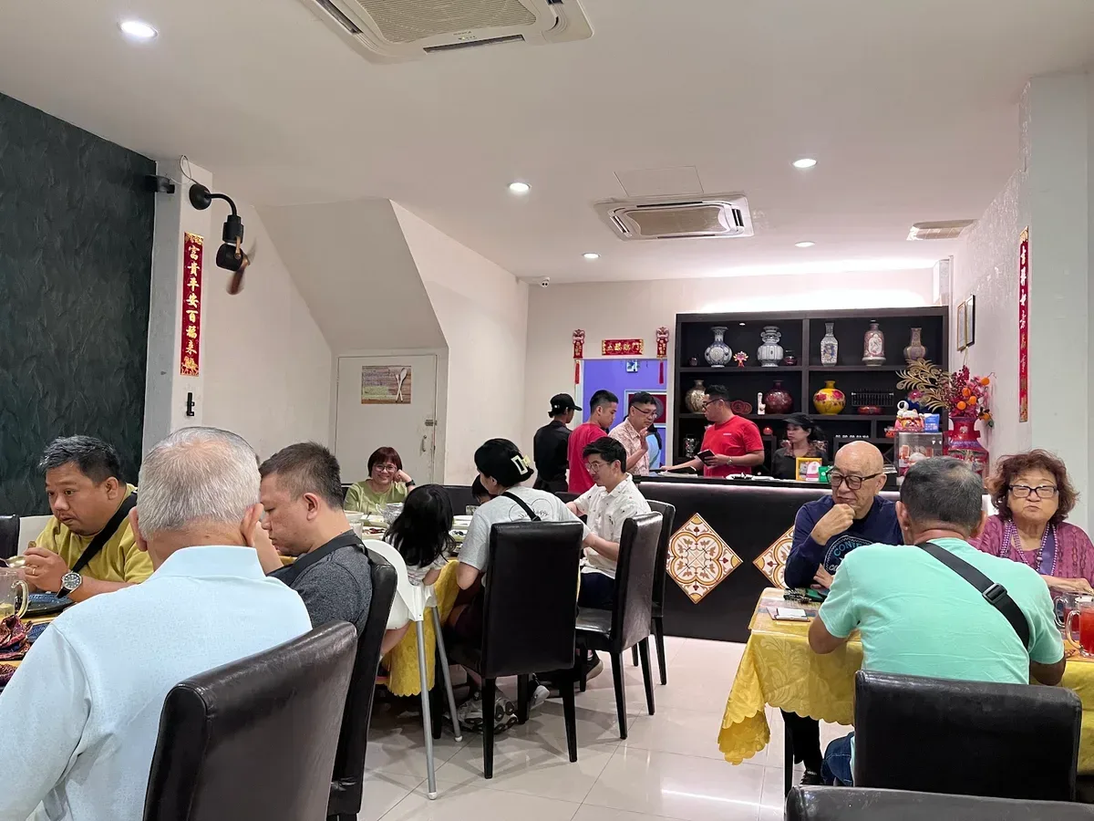 RASA SAYANG NYONYA CUISINE — interior