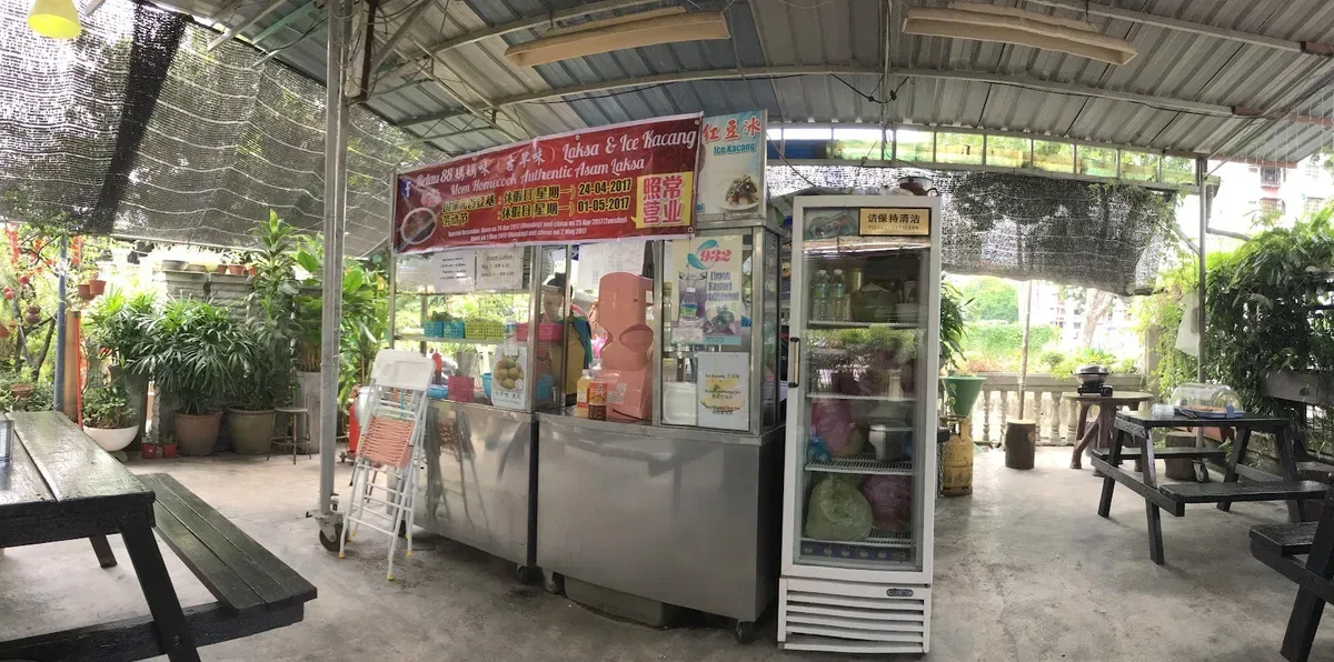 Relau 88 Mom's Homecook Asam Laksa — interior