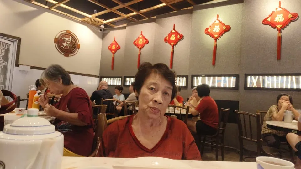 Restoran Chooi Yue Dim Sum — interior