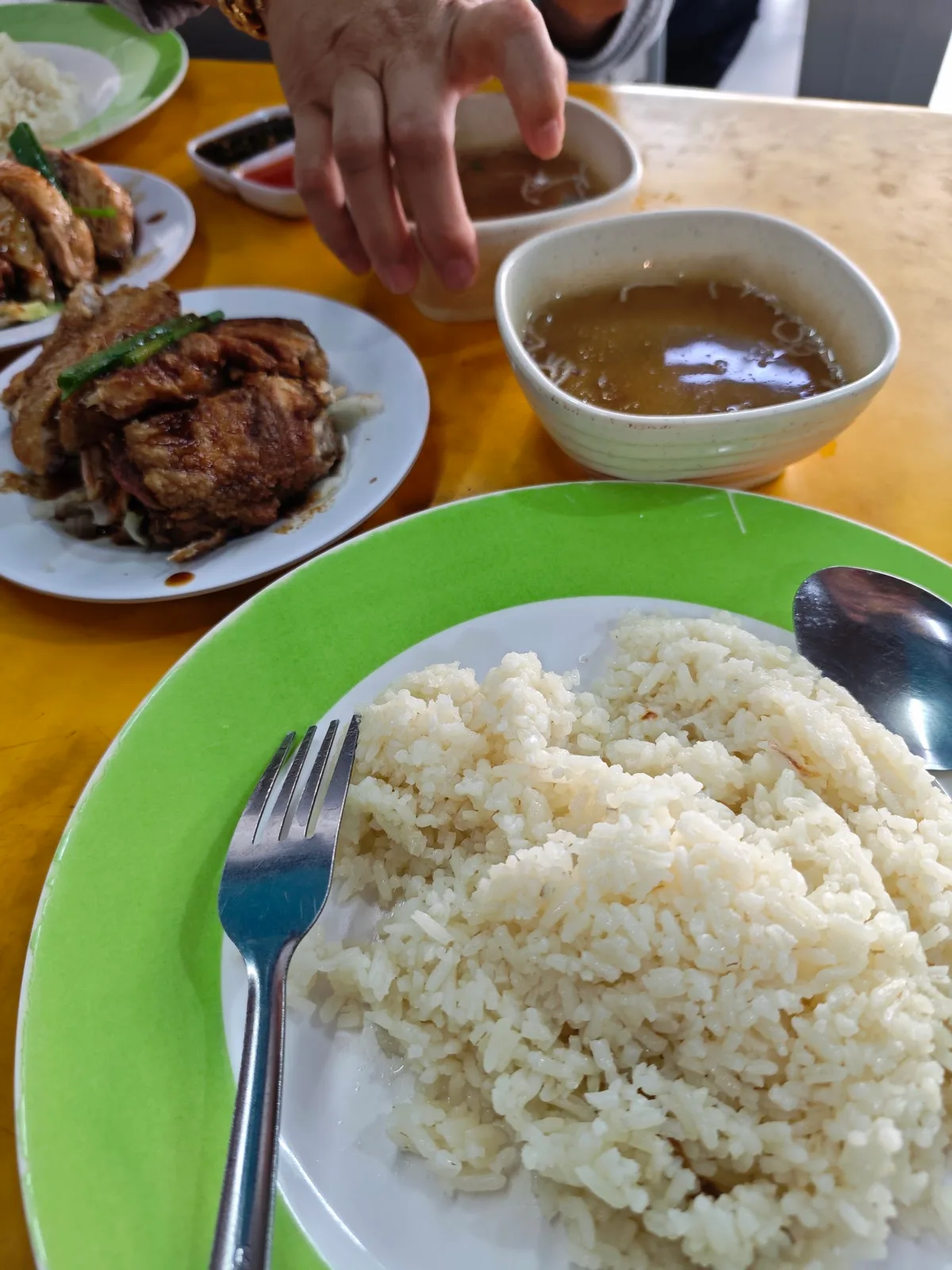 Restoran Fuziah Nasi Ayam Pasar Bulat — signature dish