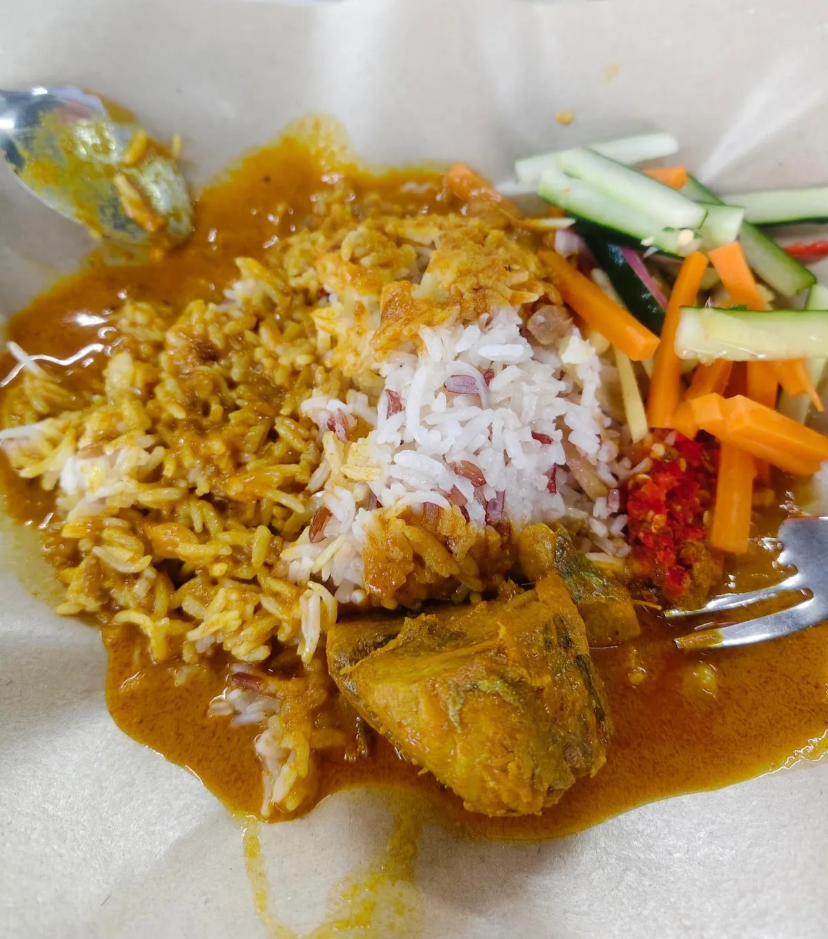Nasi dagang with gulai ikan