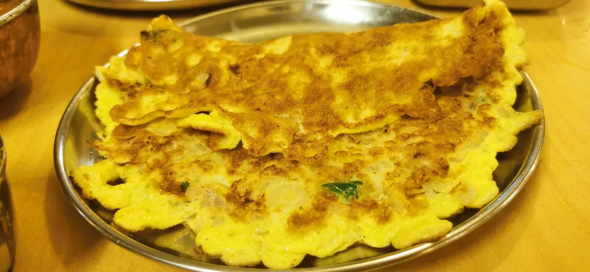 Onion uthappam