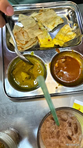 Nasi campur spread