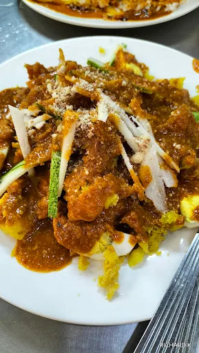 Fried chicken curry
