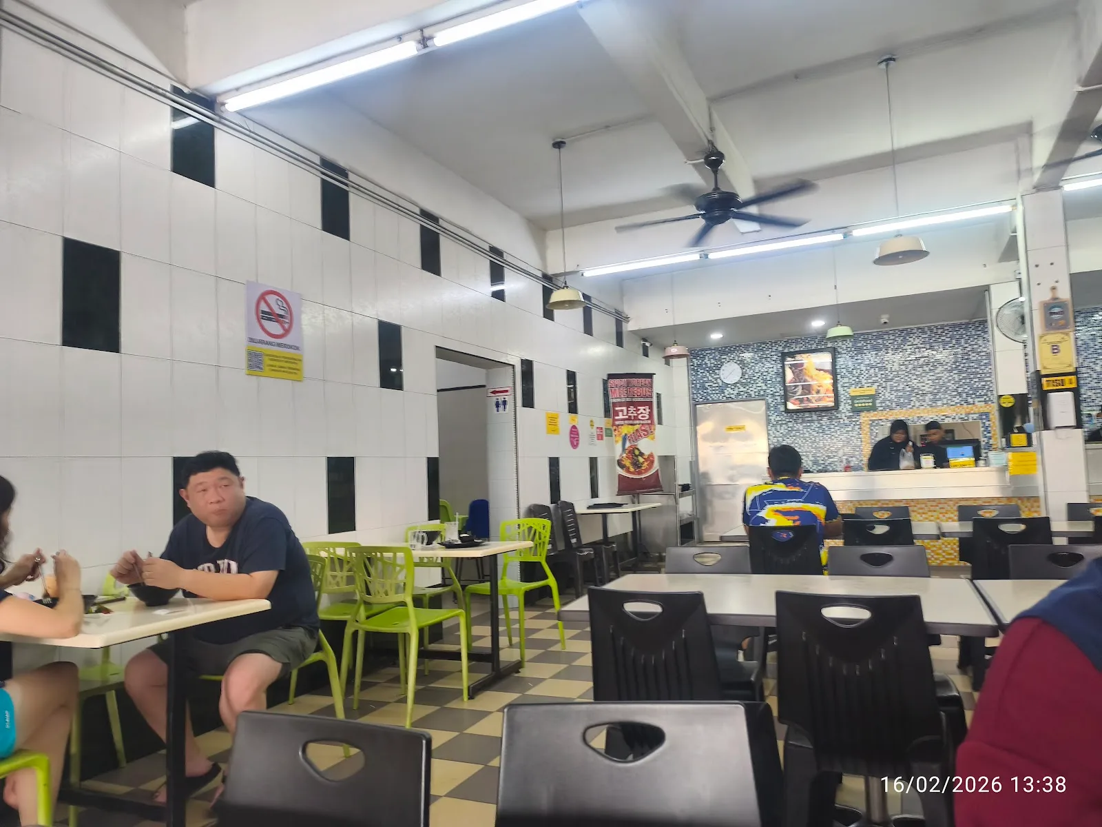Restoran Mee Rebus Ramli — interior