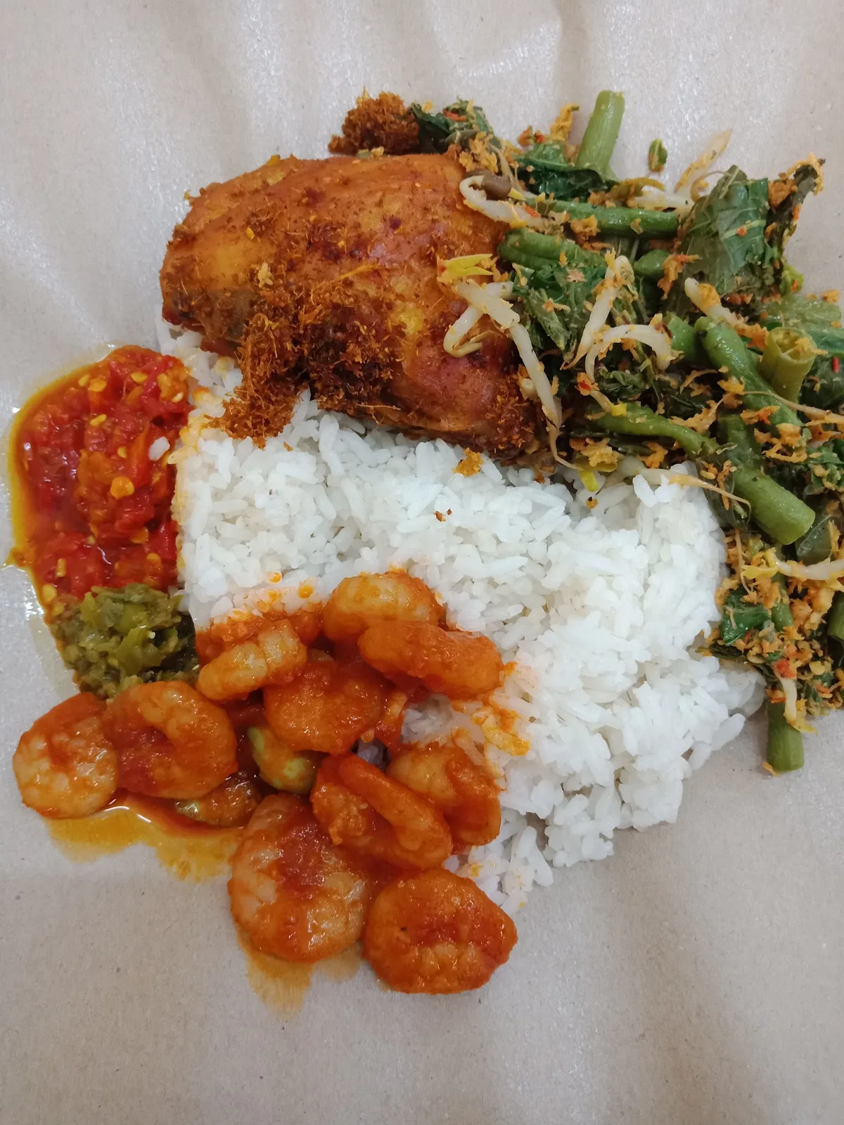 Nasi padang with ayam and prawns