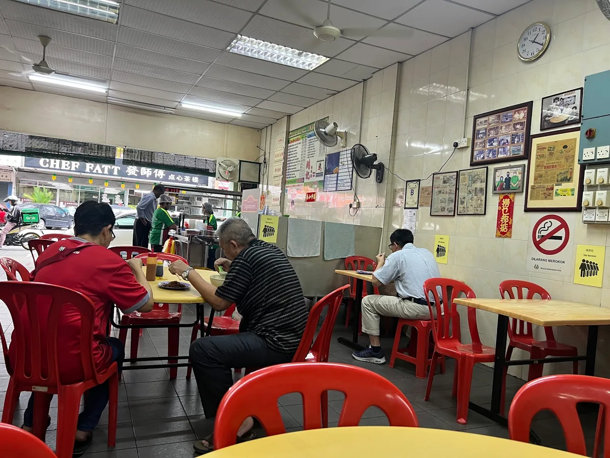 Restoran Sing Hong Kee — interior