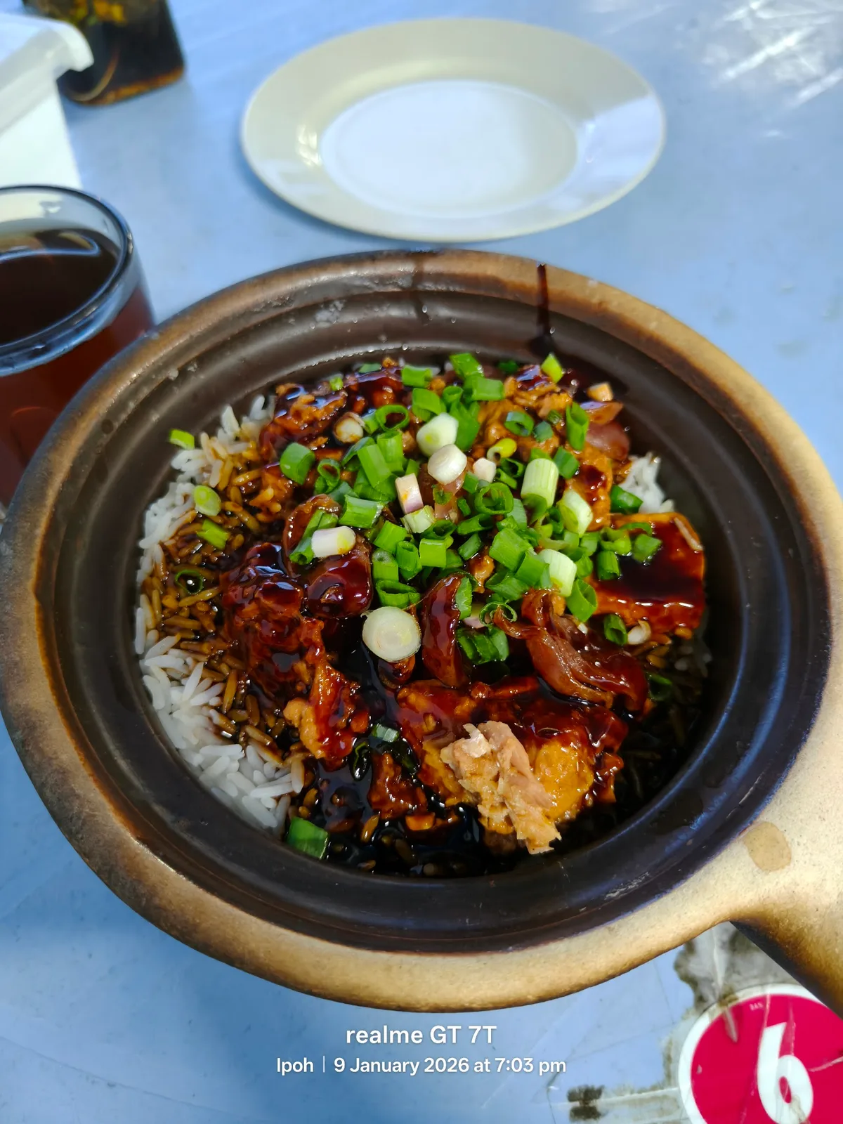 Restoran Sipu Claypot Chicken Rice 師父仔瓦煲雞飯 — signature dish