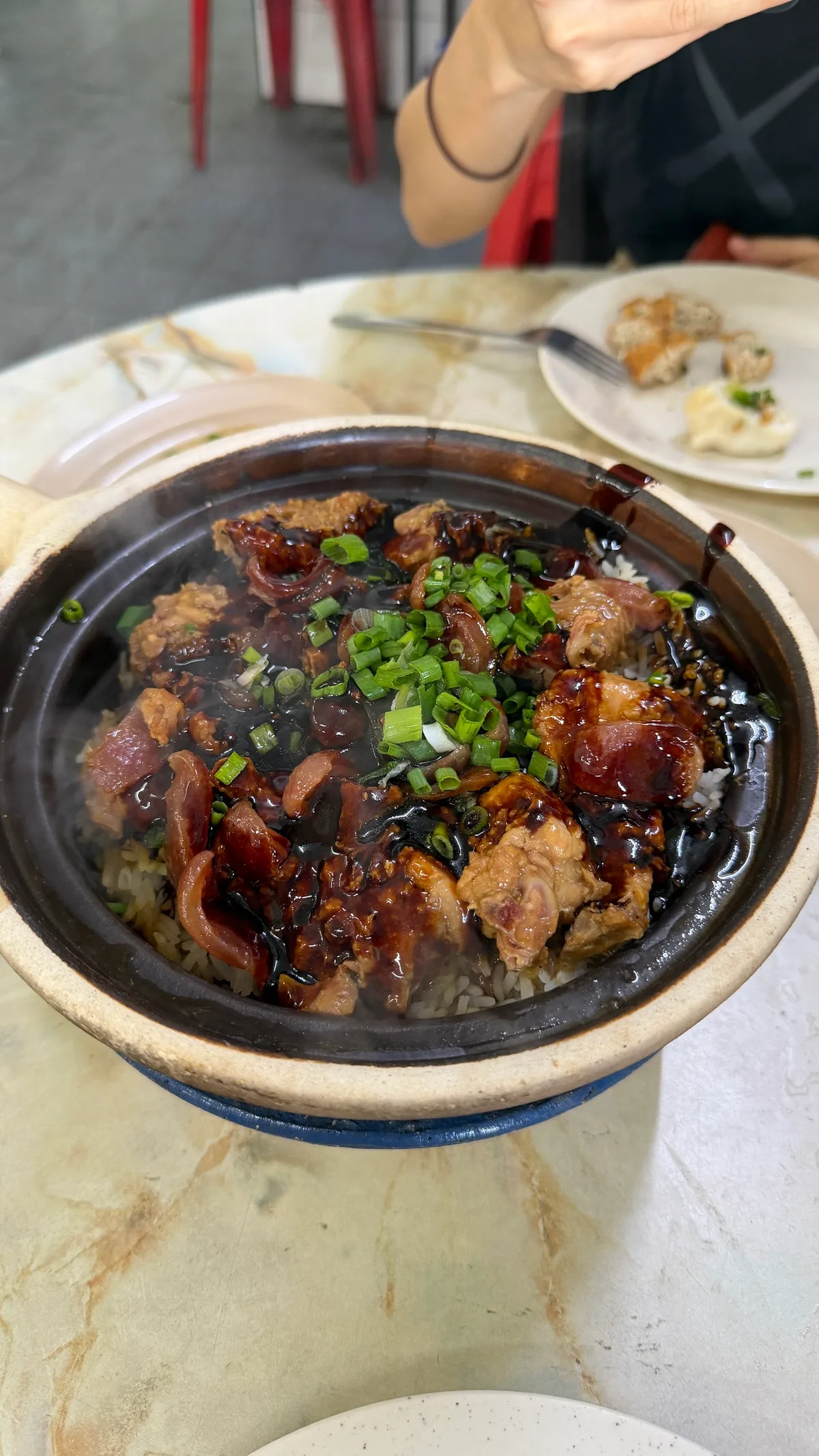 Restoran Sipu Claypot Chicken Rice 師父仔瓦煲雞飯 — signature dish