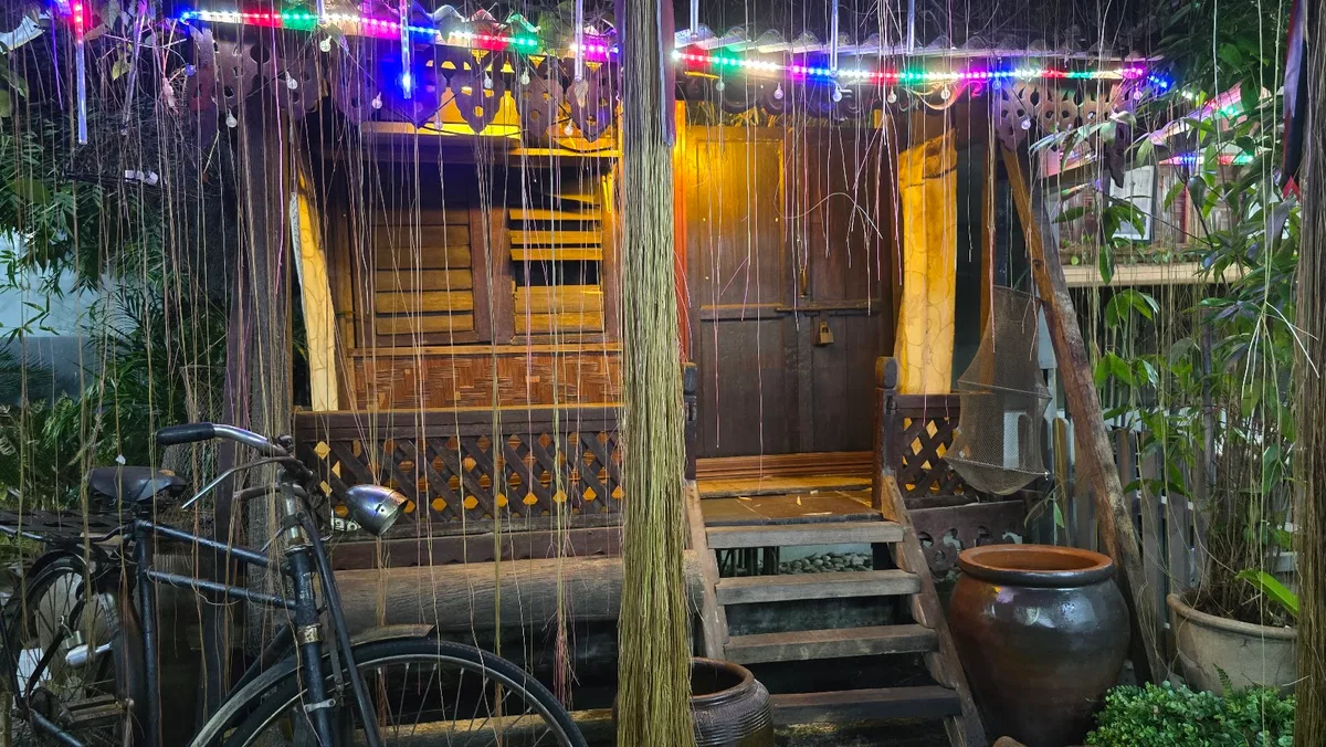 Restoran Warung Tempua 24jam — storefront