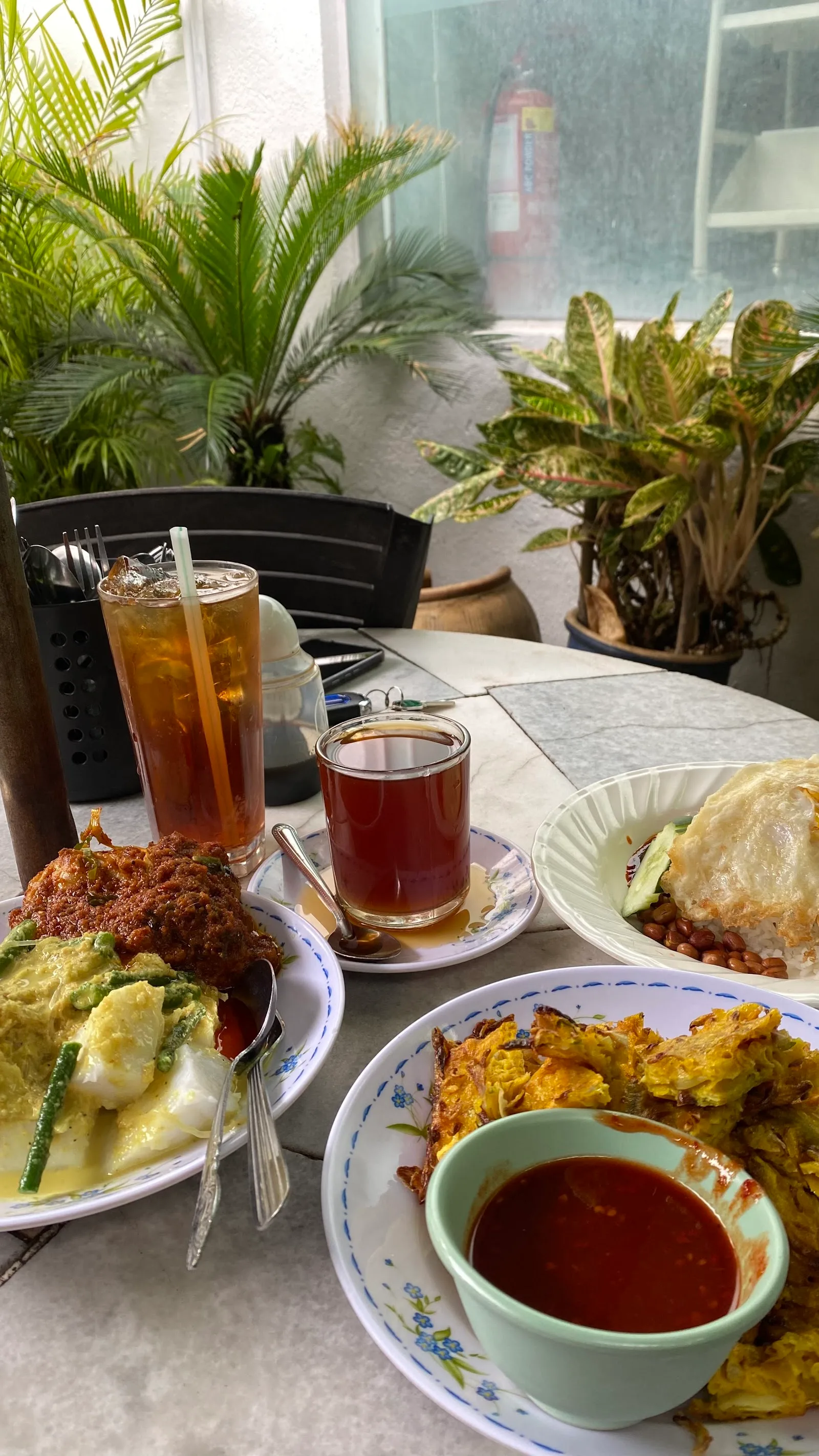 Restoran Warung Tempua 24jam — dish